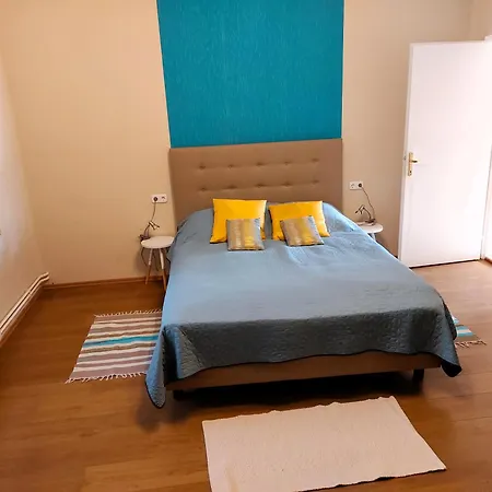 Orgona Apartman- Es Nyaralohaz * Balatongyörök