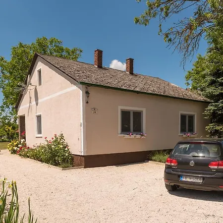 Orgona Apartman- Es Nyaralohaz * Balatongyörök