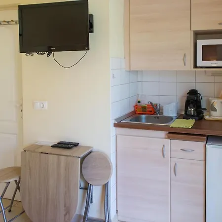 Orgona Apartman- Es Nyaralohaz Διαμέρισμα *