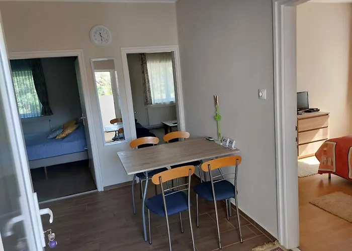 Orgona Apartman- Es Nyaralohaz Lejlighed Balatongyörök