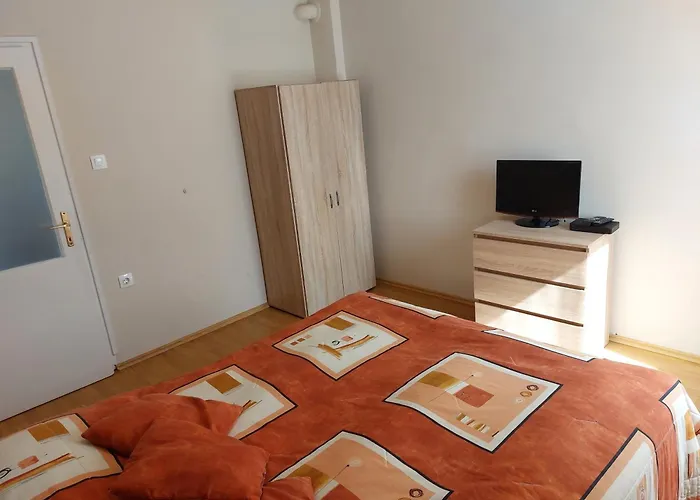 Orgona Apartman- Es Nyaralohaz *