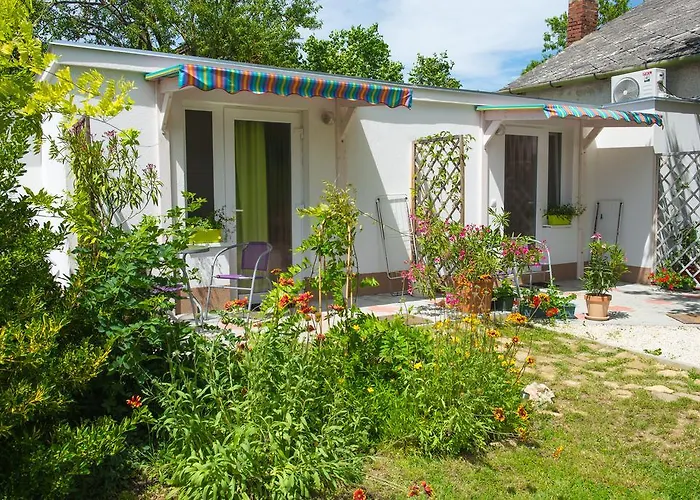 Orgona Apartman- Es Nyaralohaz Balatongyörök
